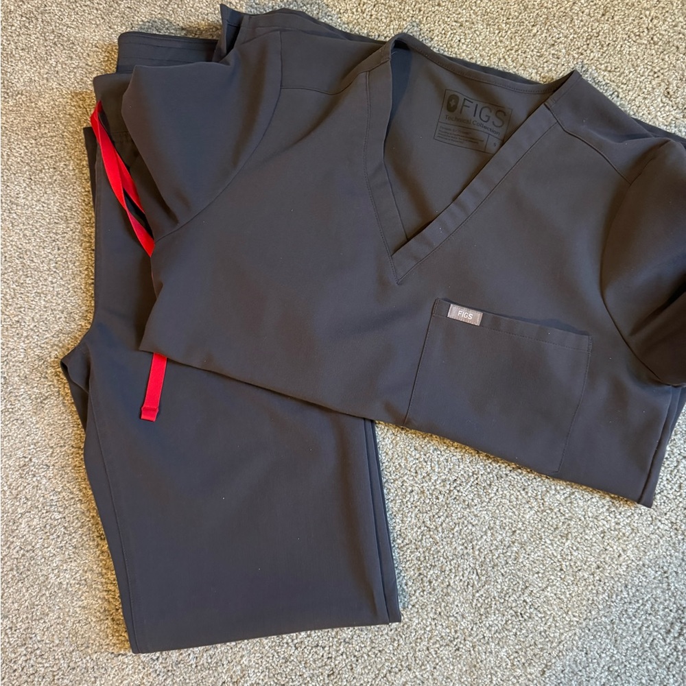 Grey figs scrubs